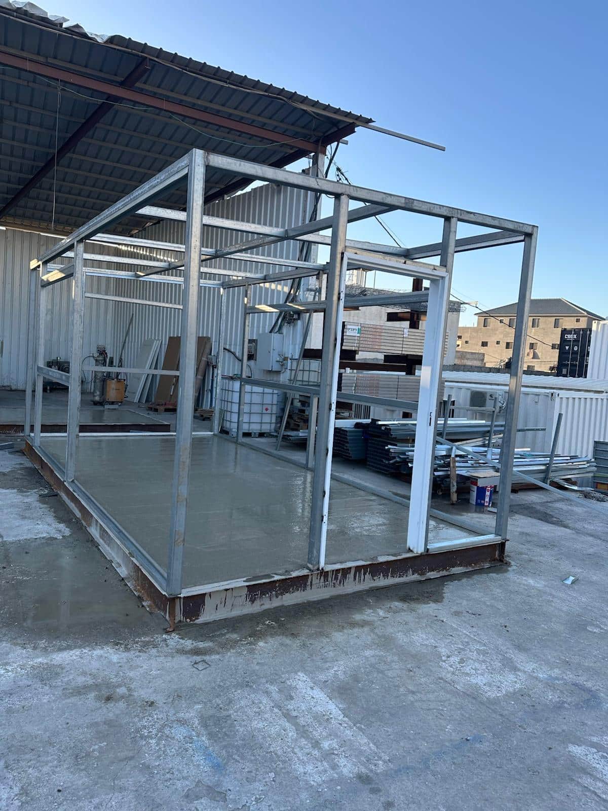 פרוייקט הקמת יחידת השיפוט והבקרה באצטדיון הדר יוסף- קונטיין הנדסה